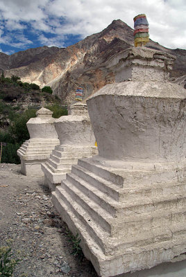 Stupas in Chilling