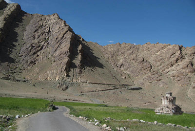 Stupa in Field near Hemis 02