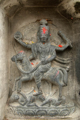 Hindu Statue by Kathmandu Ghats 03
