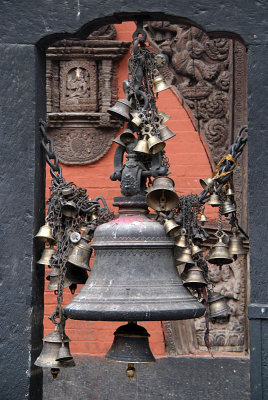Bells and Locks Kumbeshwar Mahadev Mandir Patan 02