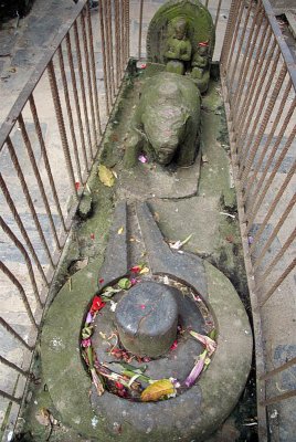 Shiva Linga and Nandi Bhaktapur