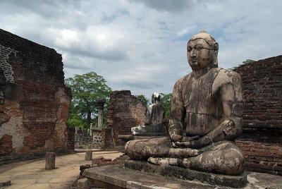 Buddha Statues in Vatadage in Quadrangle Polonnaruwa