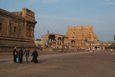 Muslim Visitors to Brihadeeswarar Temple