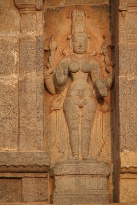 Stone Carving at Brihadeeswarar Temple