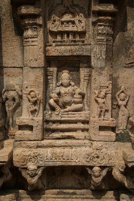 Stone Figures Sri Ranganathaswamy Temple 02