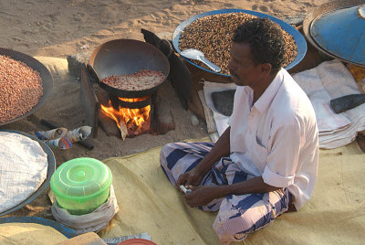 Roasting Peanuts Kanyakumari