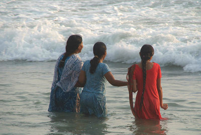 Indian Women in the Sea at Varkala 02