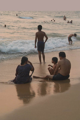 Indian Family at the Waters Edge Varkala 03