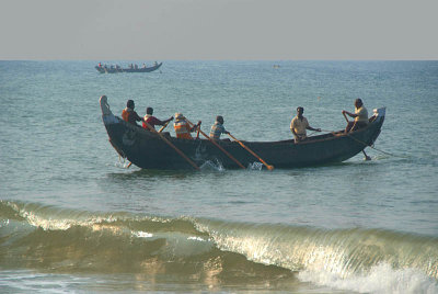 Fishermen off Black Beach Varkala 02