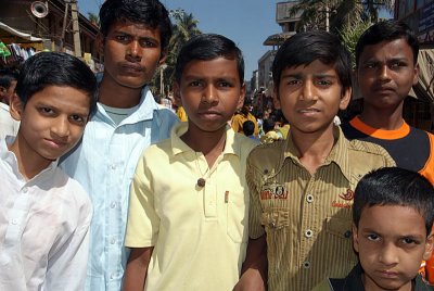 Boys in the Market Bijapur 02