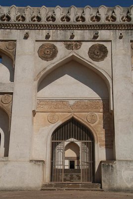 Entrance to Choukhandi Tomb at Ashtur