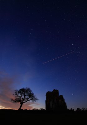 Stars above the ruins