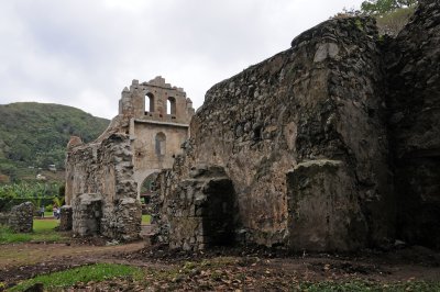 Ujarras Church and Gardens