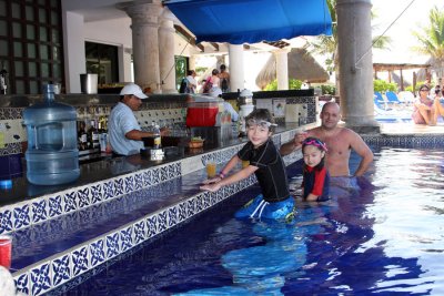 Hotel Marina El Cid - the swim-up bar.