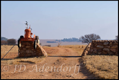 Farm entrance, near Delareyville