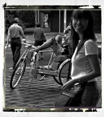 Should we better take the trishaw ?
