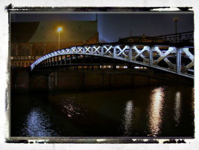 bridge over troubled water ;) , docklands