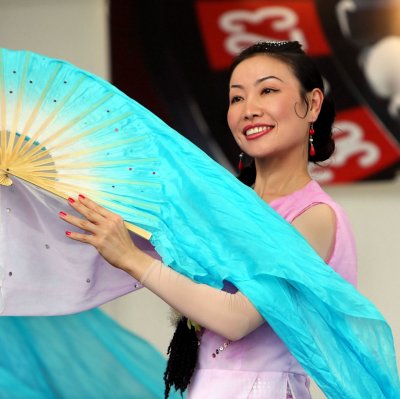 chinese fan dancer