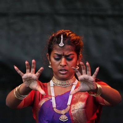 Indian temple dance performance_1