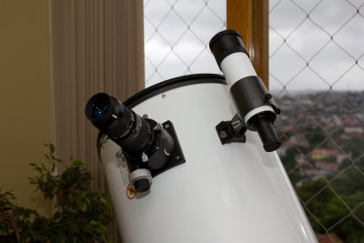 My GSO 305 (12) dobsonian telescope (top detail)