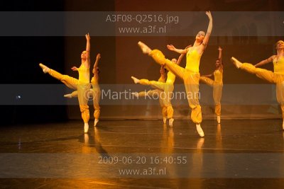 A3F08-Q2516.jpg