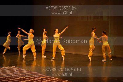 A3F08-Q3527.jpg