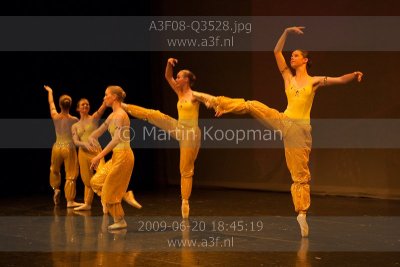 A3F08-Q3528.jpg