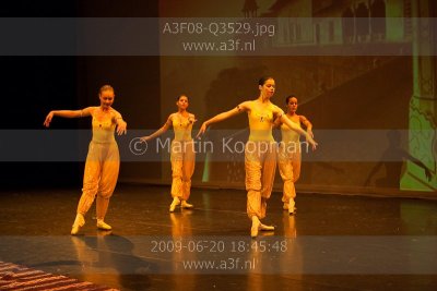 A3F08-Q3529.jpg