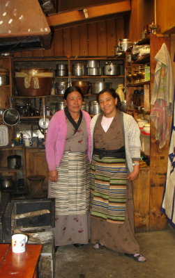 Sherpa women at Phakding