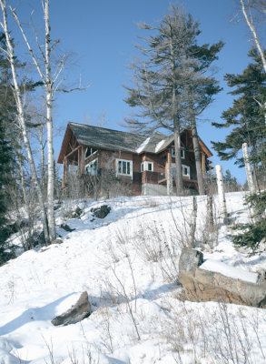 cabin03.jpg