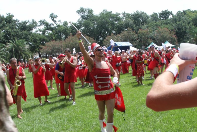Red Dress Run 2010 (16).JPG