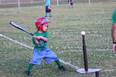 Jakes T Ball Game (21).JPG