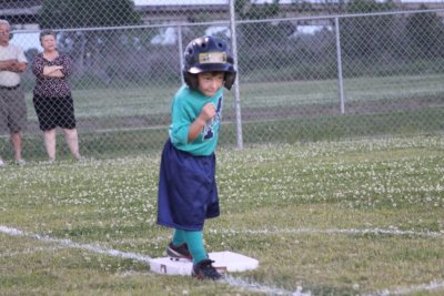 Jakes T Ball Game (9).JPG