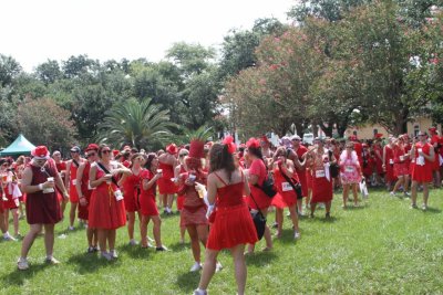Red Dress Run 2010 (2).JPG