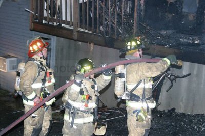 sturbridge route 20 fire31.jpg