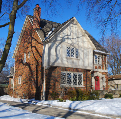 38 Queen Mary's Drive