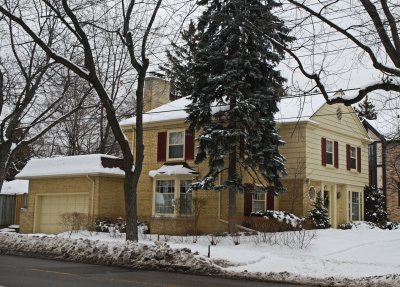 32 Queen Mary's Drive