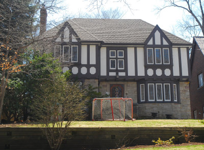 9 Queen Mary's Drive