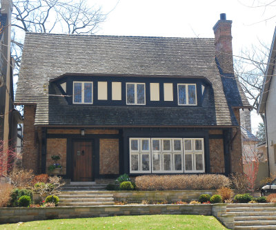 15 Queen Mary's Drive