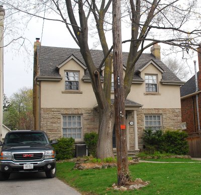 54 Queen Mary's Drive
