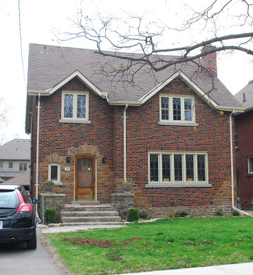 39 Queen Mary's Drive