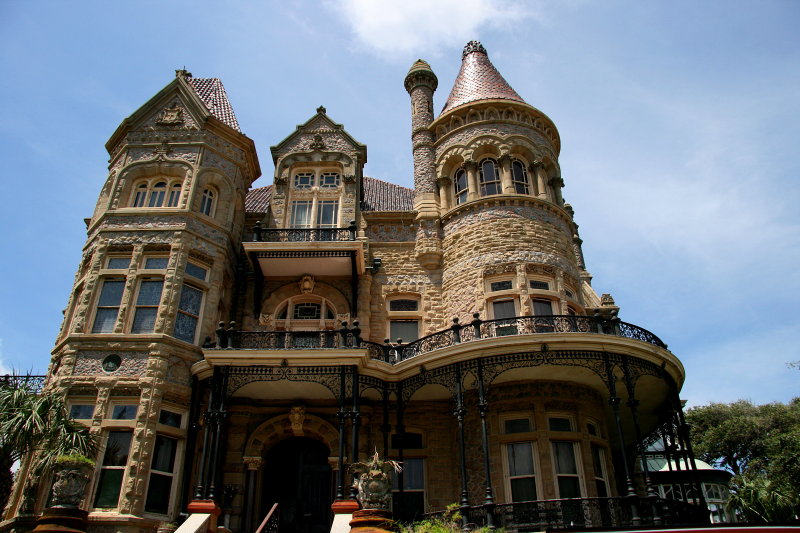 BISHOPS PALACE