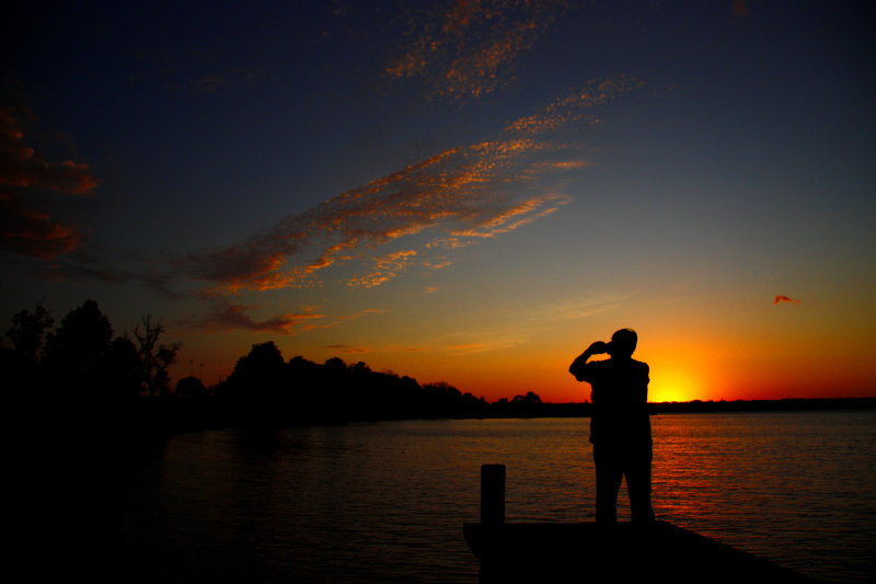 TAKING SUNSET PICTURES