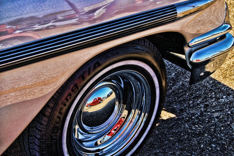 WHEEL REFLECTION