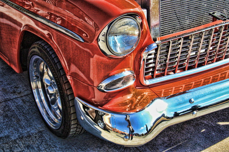 CHEVY FRONT RIGHT HEADLIGHT