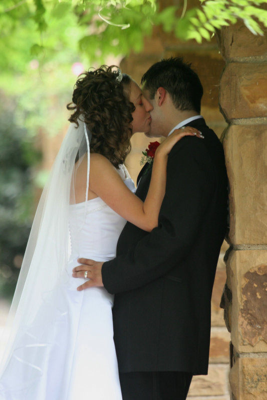 A KISS FOR HER GROOM