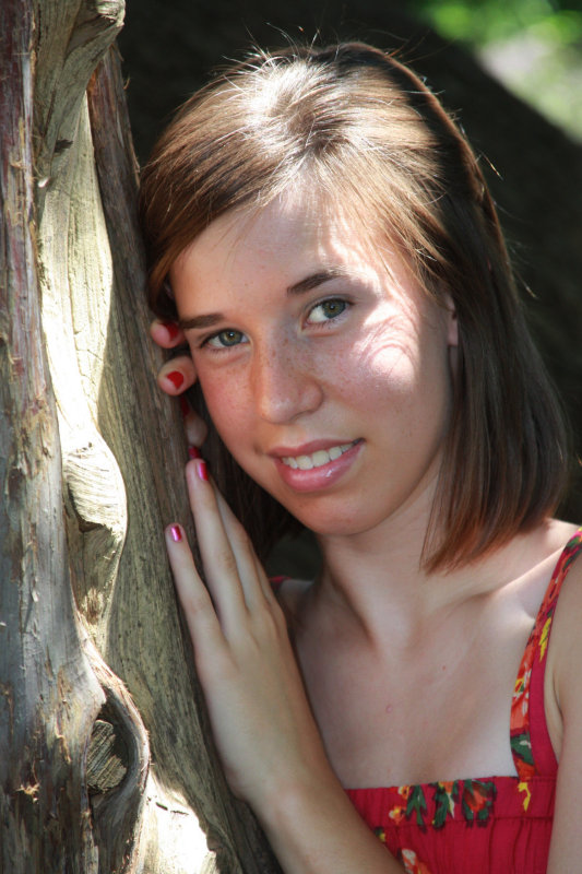 RACHEL BY THE TREE