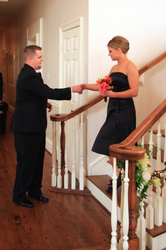 BRIDESMAID MEETING THE GROOMSMAN