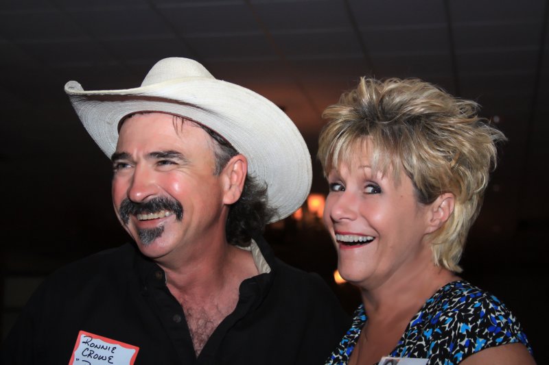 RONNIE AND SUE