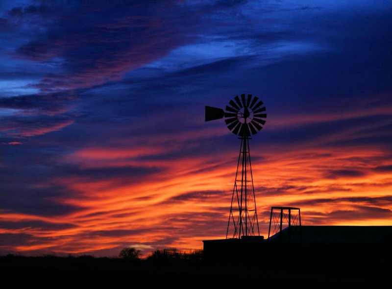 NEW YEARS EVE SUNSET